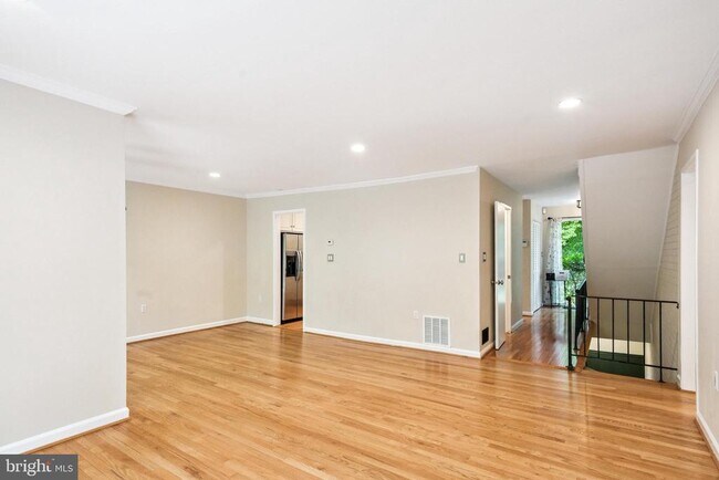 Building Photo - 8080 Inverness Ridge Rd