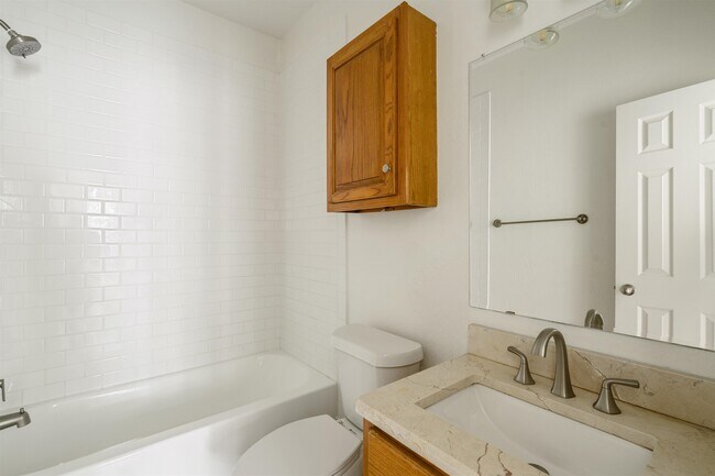 Building Photo - 104 Painted Rock