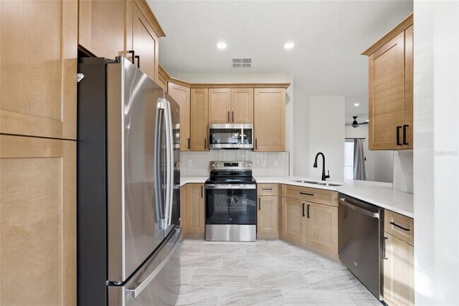 Building Photo - 4506 Waterside Pointe Cir