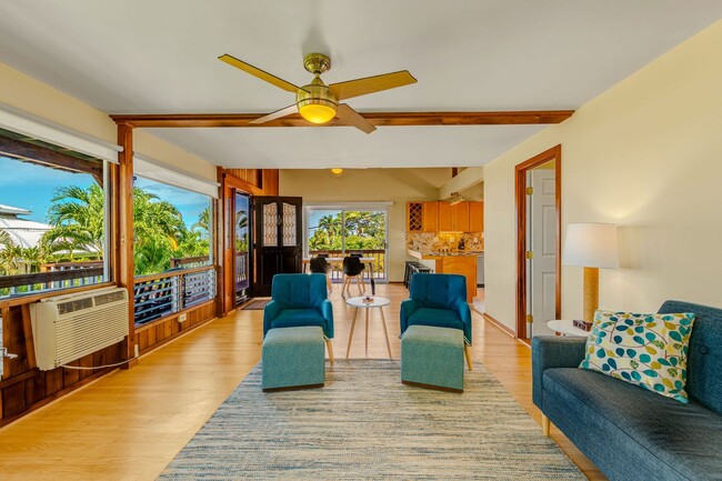 Building Photo - Your Perfect 2-Bed/2-Bath Duplex in Kailua Kona!