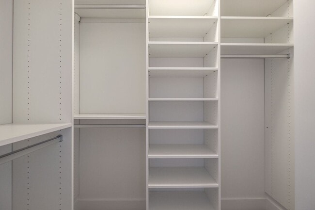 Building Photo - 2BR/2BA Old Port Condo Onsite Parking Available, Fitness Room and Elevator