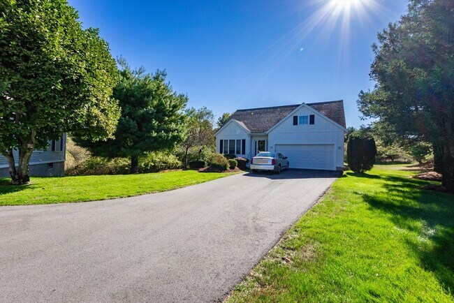 Building Photo - 37 Augusta Way