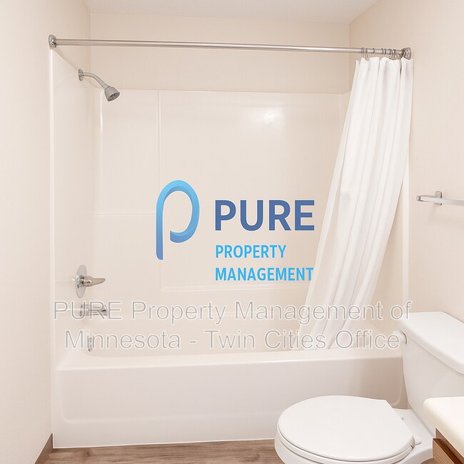 Building Photo - 221 Grand Ave W