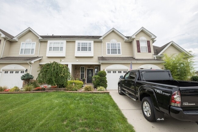 Building Photo - 216 Westbrook Dr