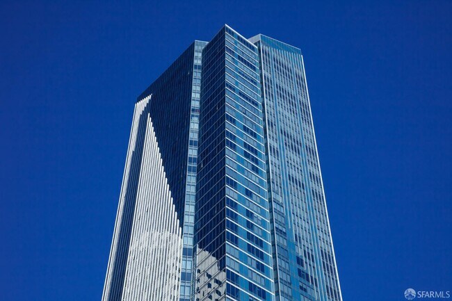 Building Photo - 301 Mission St