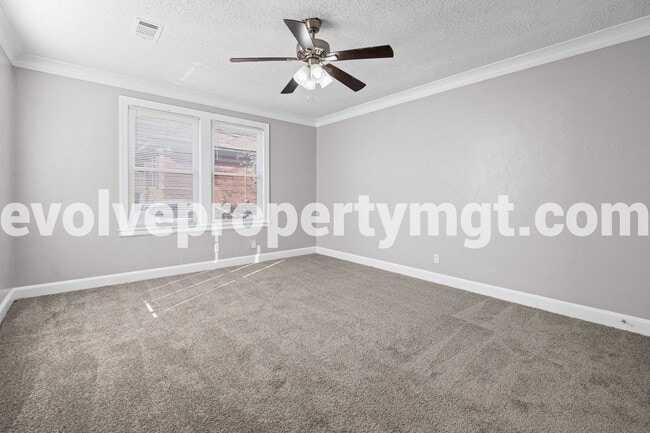 Building Photo - 3610 Kearney Ave