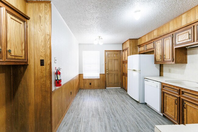 Building Photo - 5722 Brownfield Dr