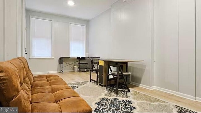 Building Photo - 1217 N King St