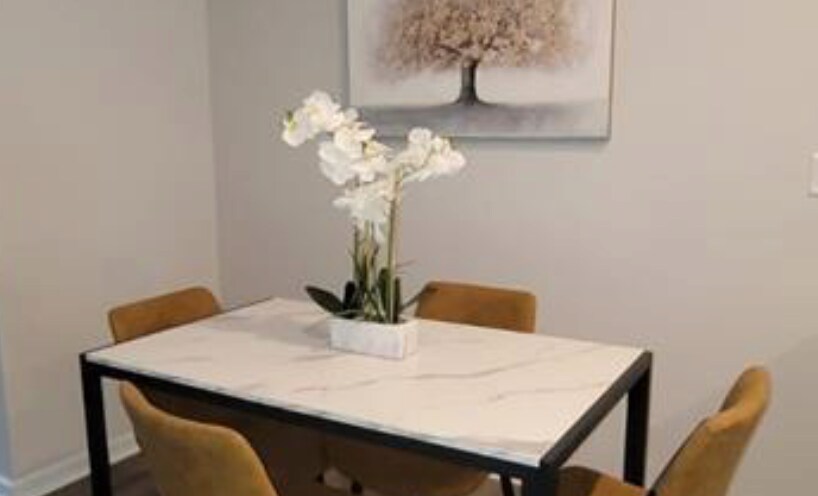 Building Photo - Room in Townhome on Shaffer Ct