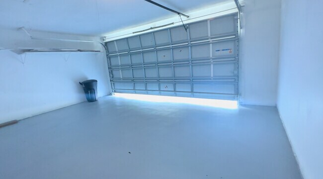 Building Photo - 793 Aspen Dr