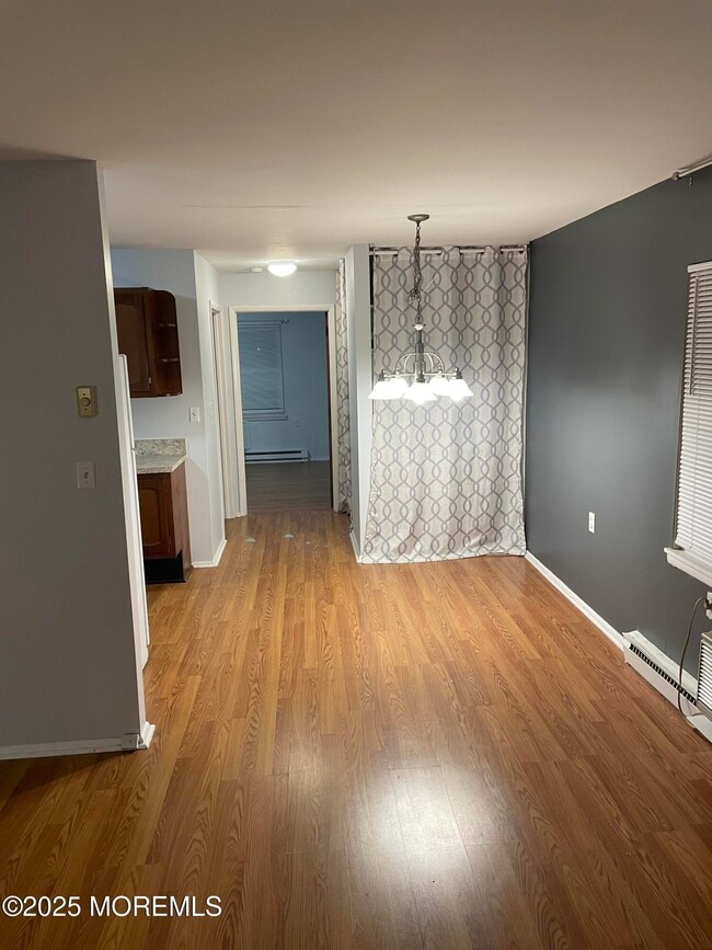 Building Photo - 469D Thornbury Ct