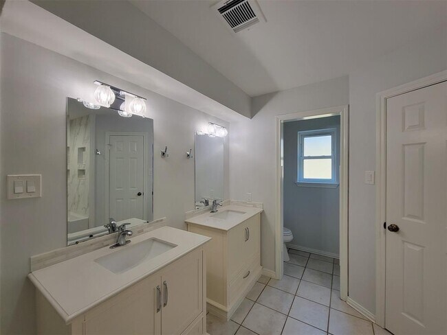 Building Photo - 20506 Laverton Dr