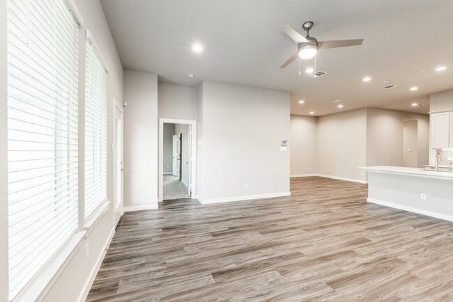 Building Photo - 22806 Theodoli Dr