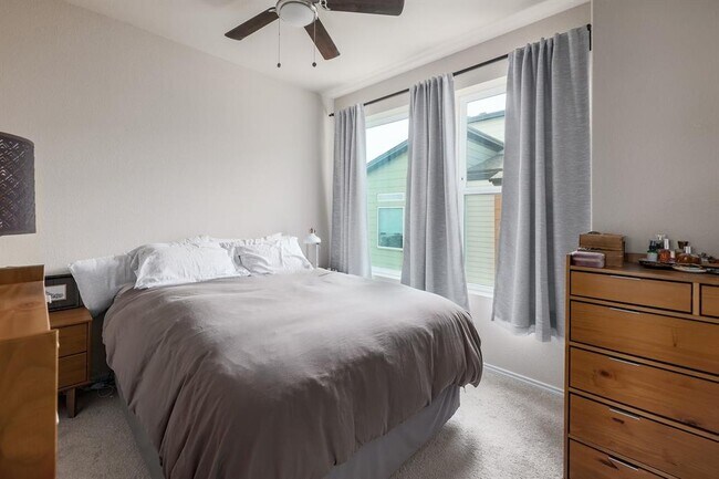 Building Photo - 4340 Attra St