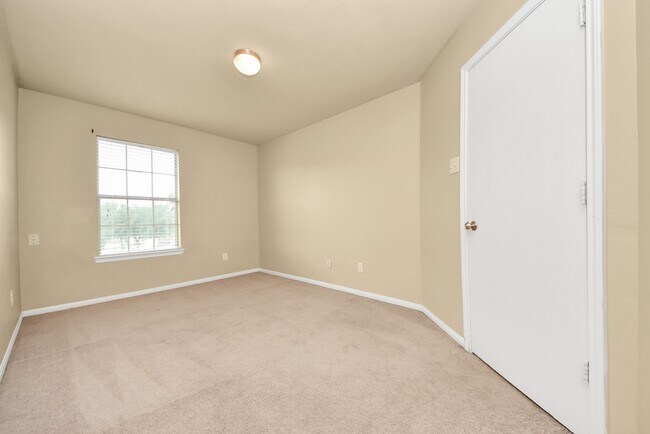 Building Photo - 9219 Dewberry Blossom Ln