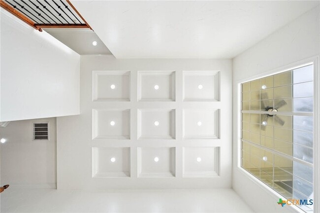 Building Photo - 3107 Sweetwater Cove