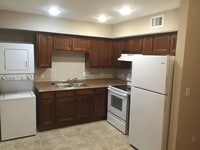 Building Photo - 20 Elton St