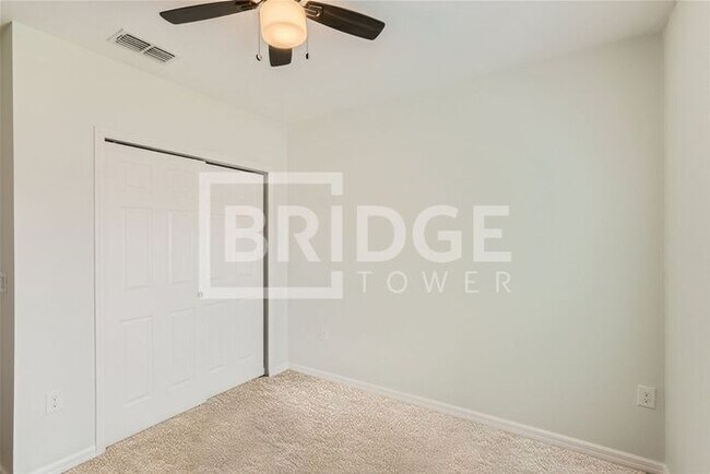 Building Photo - 185 Hamlet Lp