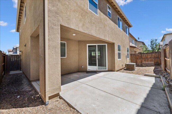 Building Photo - 3036 Wading River Way