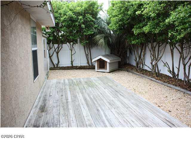 Building Photo - 901 Pelican Pl