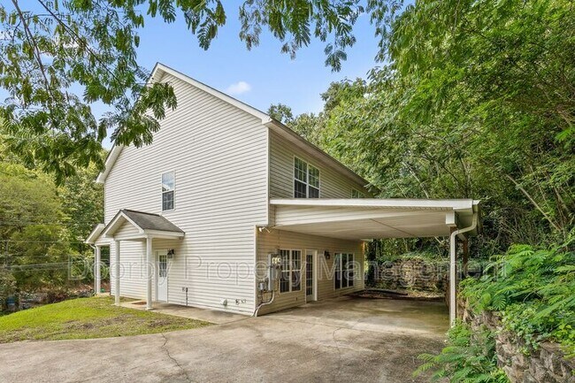 Building Photo - 8945 Fuller Rd