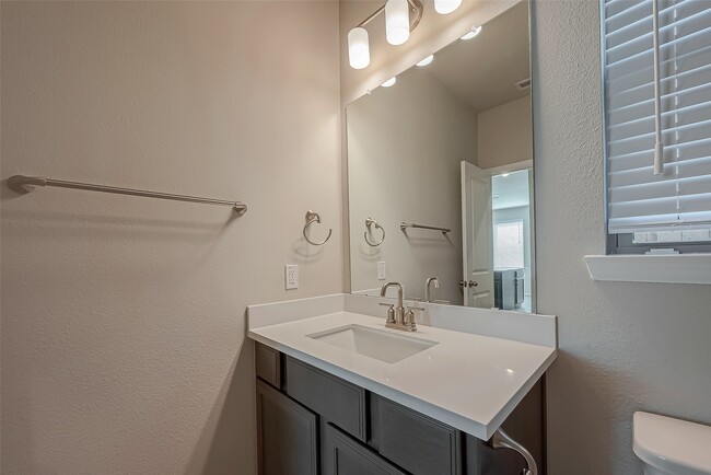 Building Photo - 32005 Towering Birch Trl