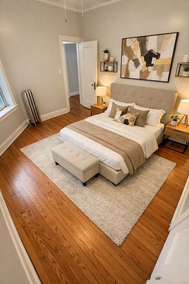 Building Photo - 7819 S Cornell Ave