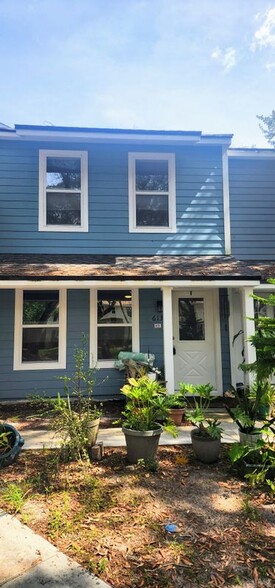 Building Photo - 613 Bowers Ct