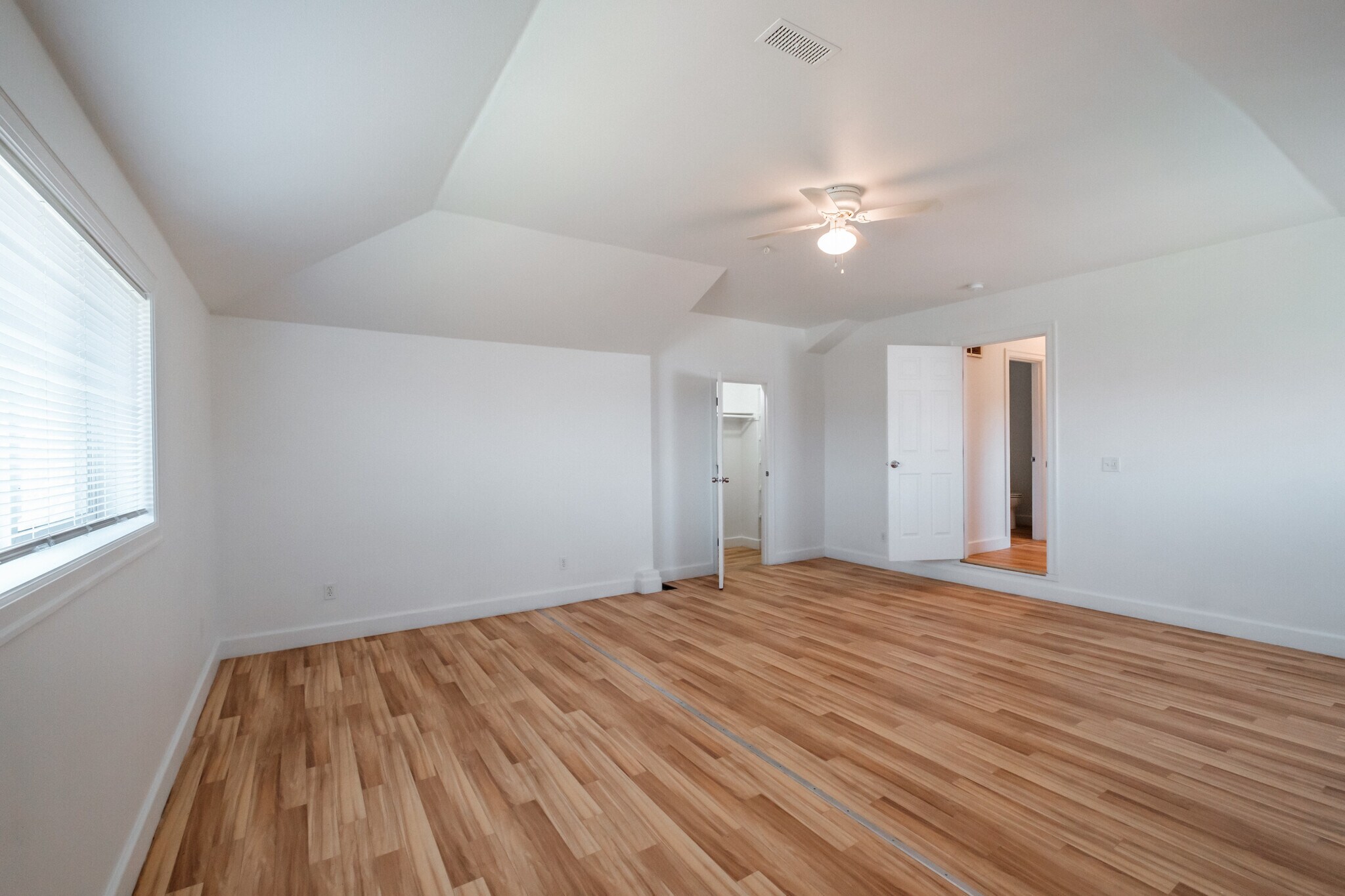 "master room" - 14607 Dominic Rd NE