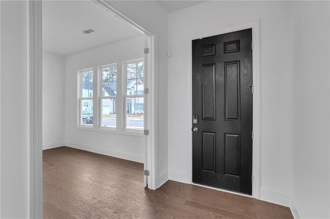 Building Photo - 1997 Freestone Wy