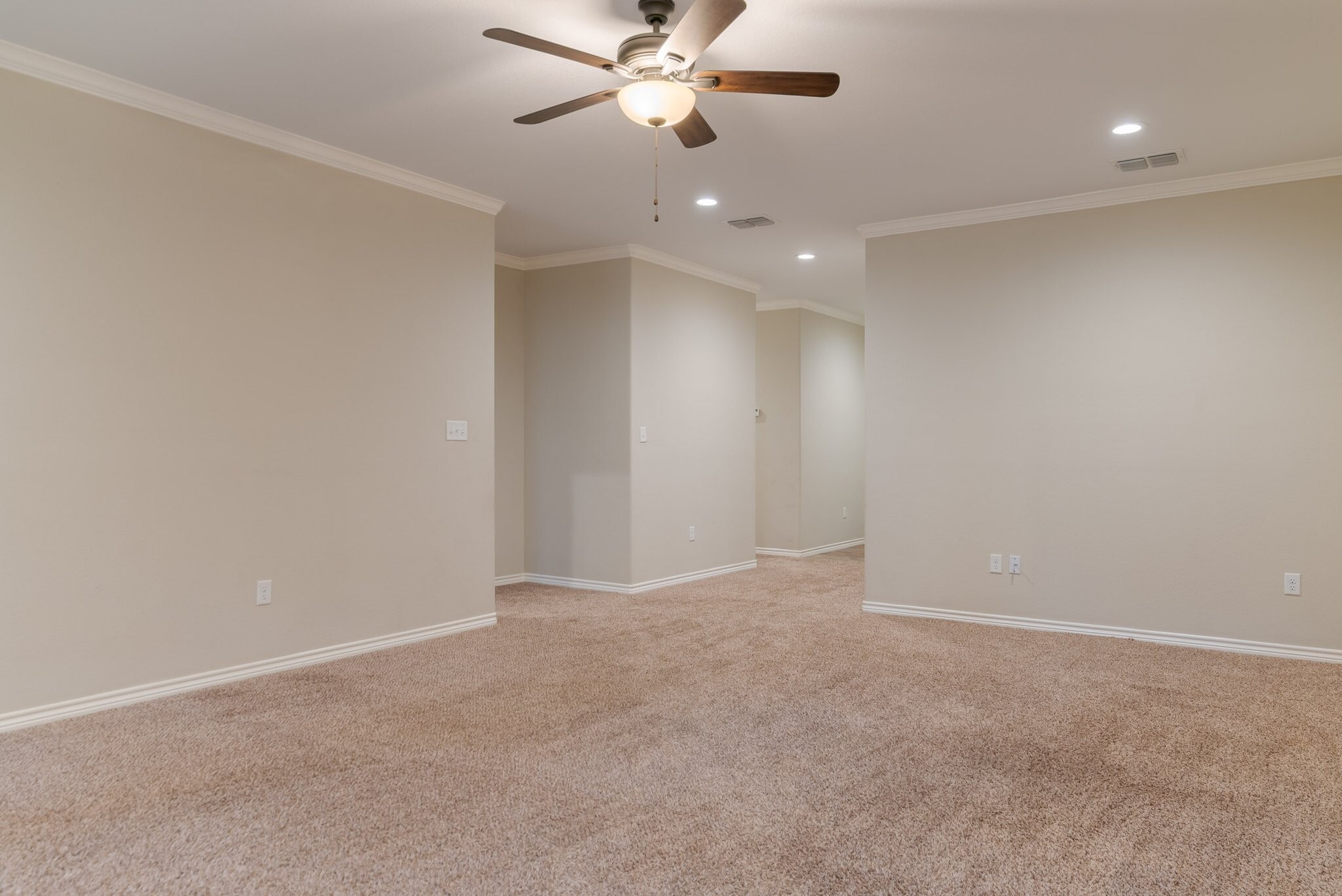 Building Photo - 2202 Woodgrove Lane