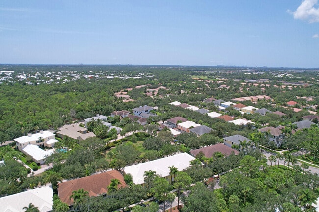 Building Photo - 3183 E Community Dr