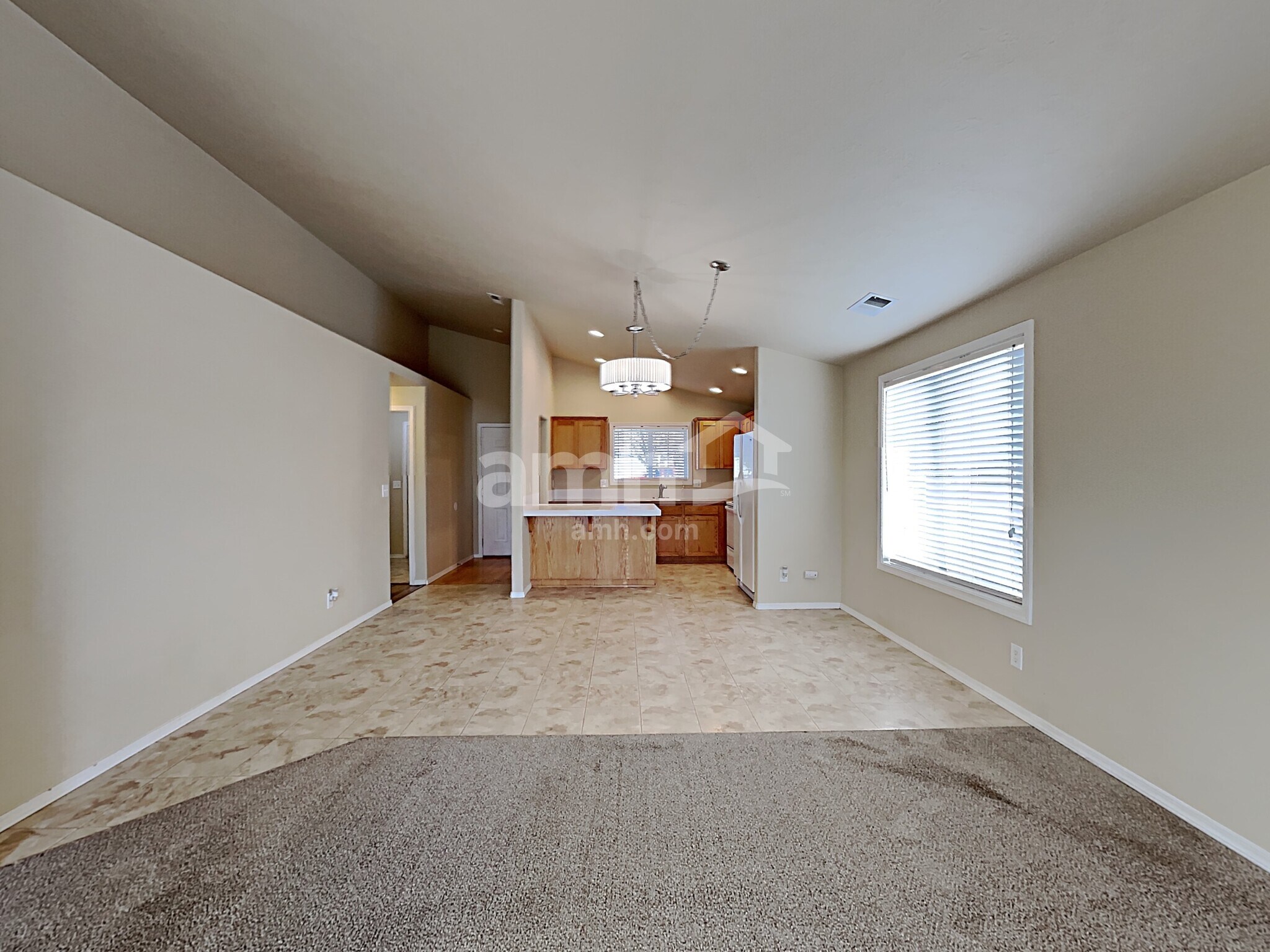 Building Photo - 1692 SW Creekside Ln