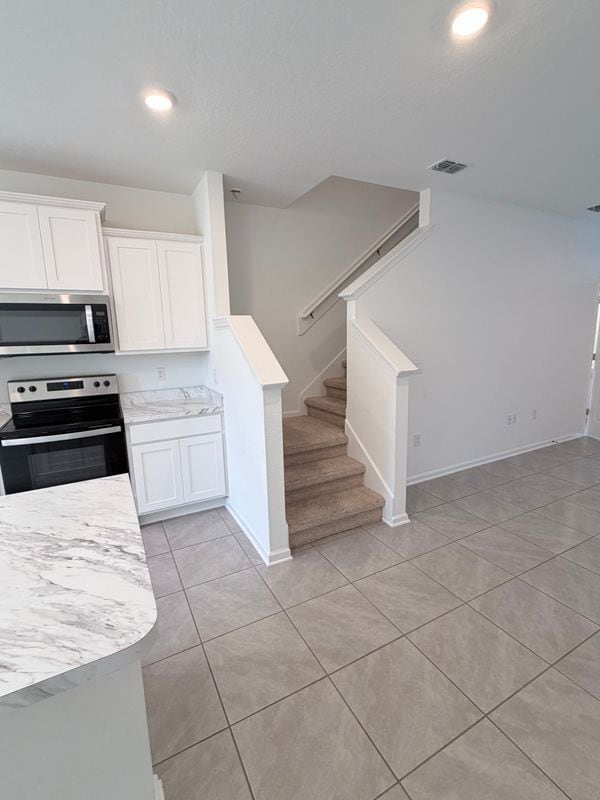 Building Photo - 4927 Nebula Ln