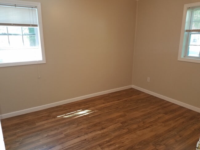 Building Photo - 257 Beacon St