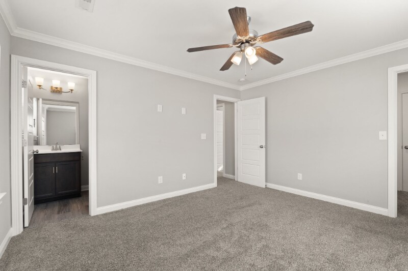 Building Photo - 118 Clark Rd