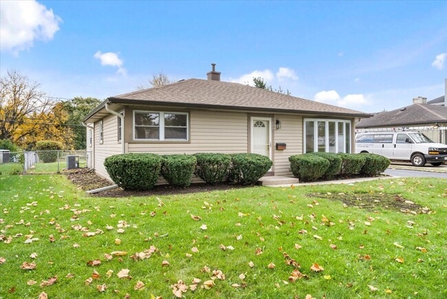 Building Photo - 3604 Owl Dr