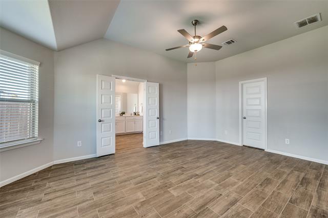 Building Photo - 1419 Vinewood St