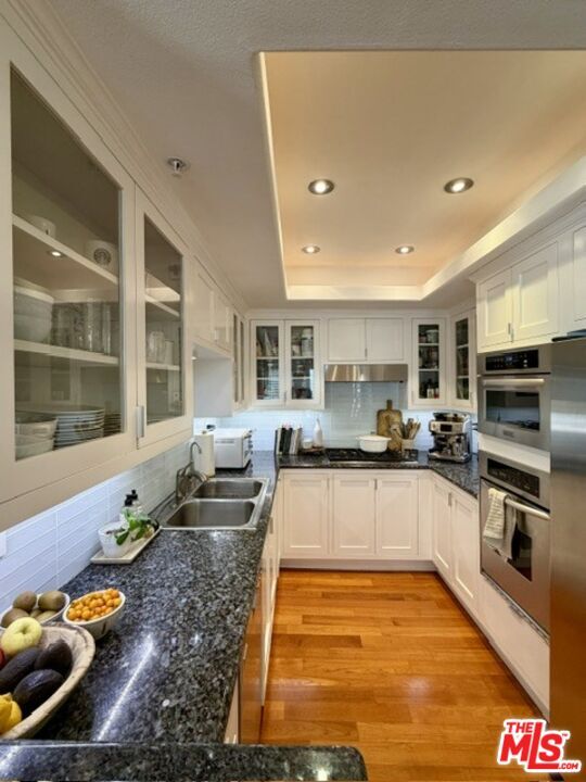 Building Photo - 410 N Oakhurst Dr