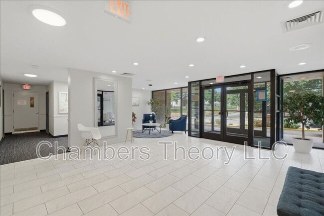 Building Photo - 4201 Cherry Hill Rd