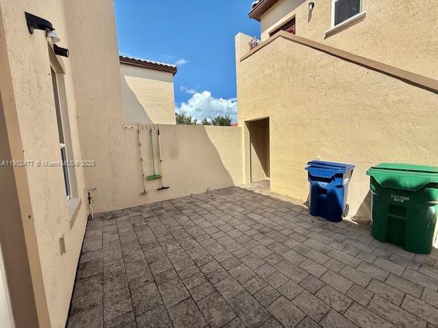 Building Photo - 9437 SW 171st Ct