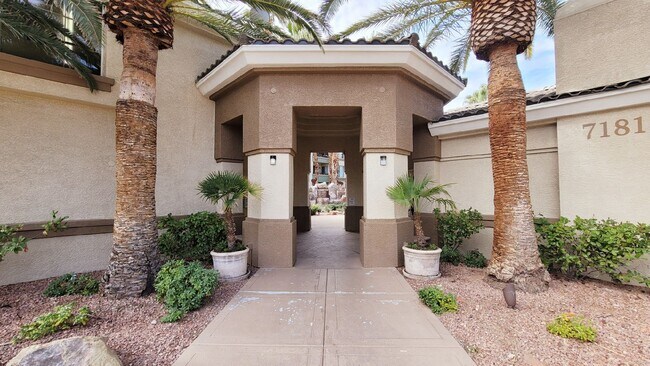 Building Photo - 7185 S Durango Dr