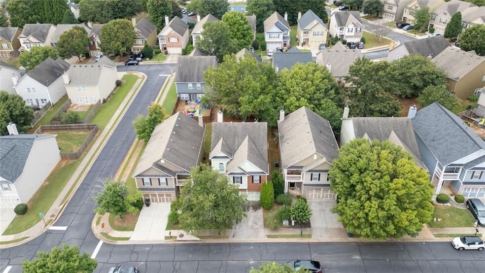 Building Photo - 2070 Cabela Dr