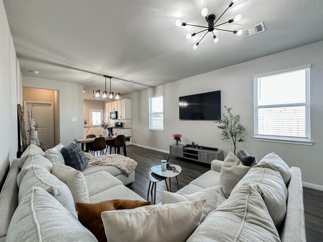 Building Photo - 2506 Moapa Dr