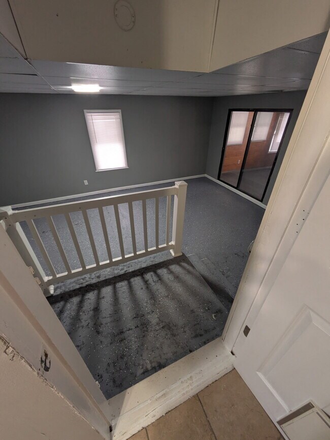 Building Photo - 4405 Silvis Rd