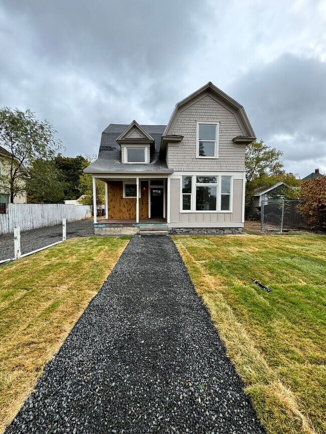 Coming Soon! 2518 N Columbus St Spokane WA 99207 Apartment Finder