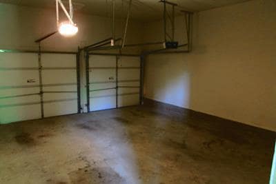 Building Photo - Spacious 4 Bedroom, 2.5 Bath Home in Brookmere West