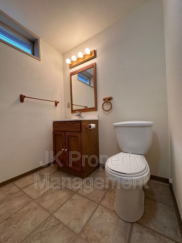 Building Photo - 3209 Wild Rose Ln