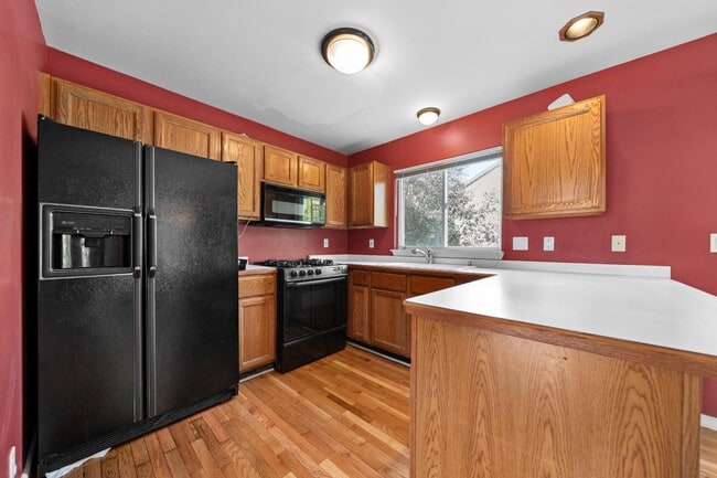 Building Photo - 222 Willis Ave