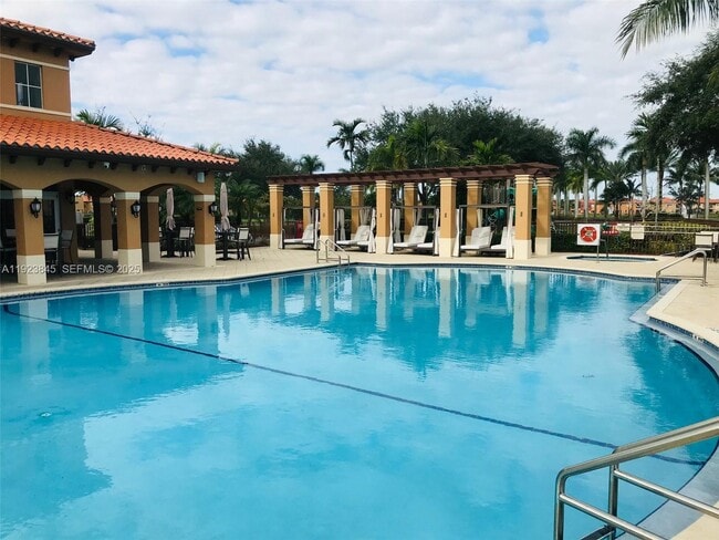 Building Photo - 15315 SW 31st Terrace